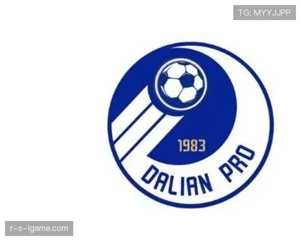 探秘绿茵信仰：足球队徽背后的荣耀传承与精神象征