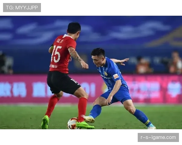 中超千里眼：新星闪耀赛场，转会市场暗流涌动