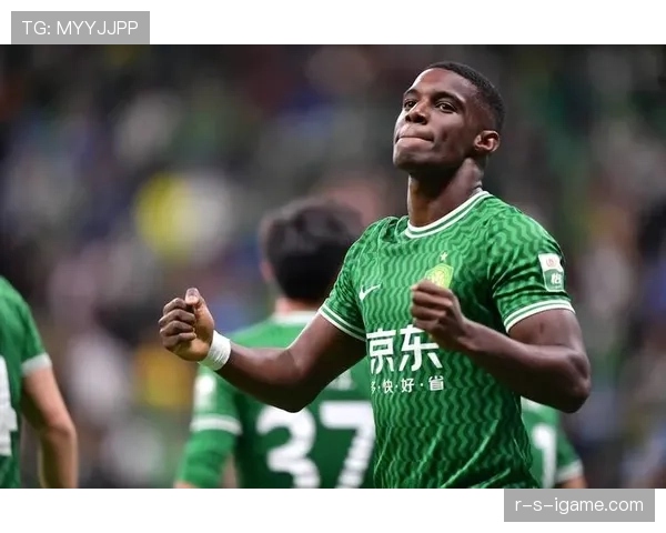 中超精彩集锦展现球星闪耀表现,赛事热度持续上涨 中超精彩集锦展现球星闪耀表现,赛事热度持续上涨