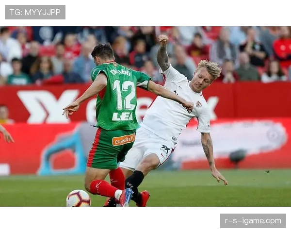 阿拉维斯边路发力，状态回暖助球队近期取得关键胜利