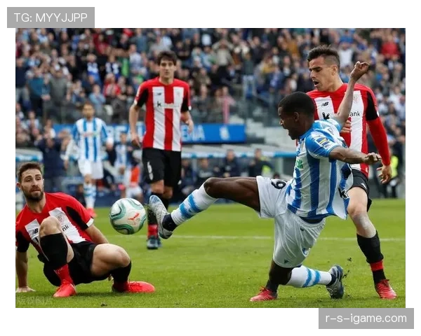 伊萨克 vs 拉什福德:终结效率与战术角色差异 伊萨克 vs 拉什福德:终结效率与战术角色差异