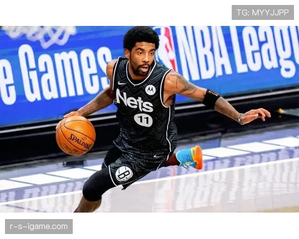 凯里·欧文又开始神出鬼没了，这日常得多精彩才能配得上一身名牌？